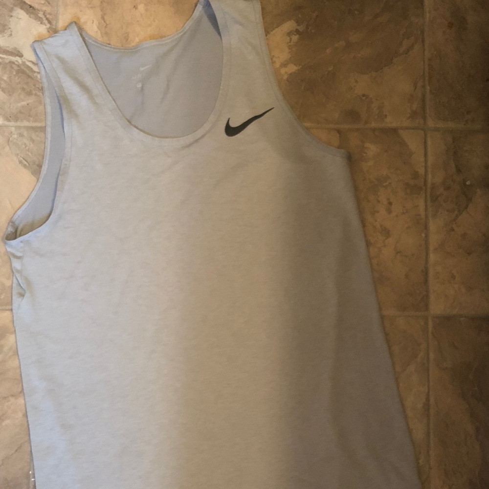 Nike tank